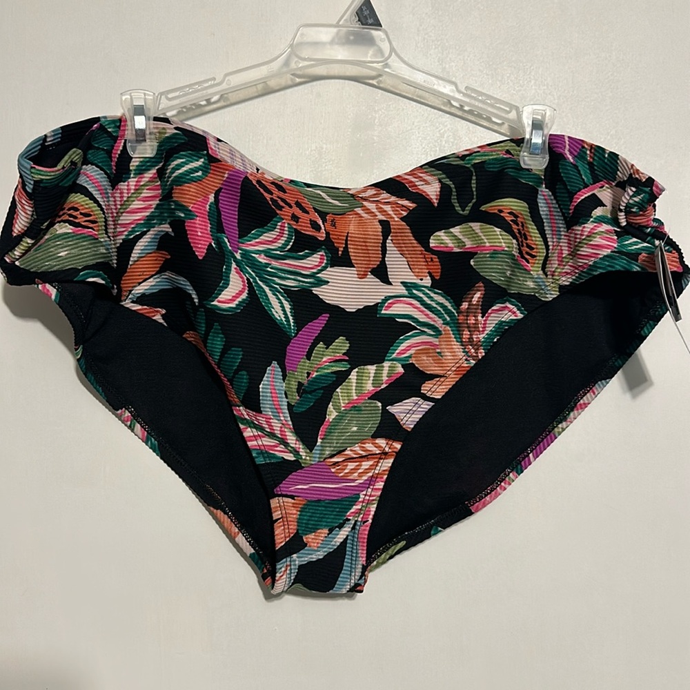 *SALE* Time and Tru Bikini bottoms